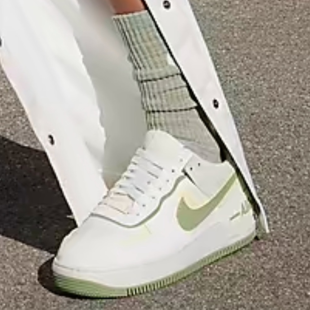 Nike Air Force 1 Shadow
Women's Shoes - Picture 15 of 16